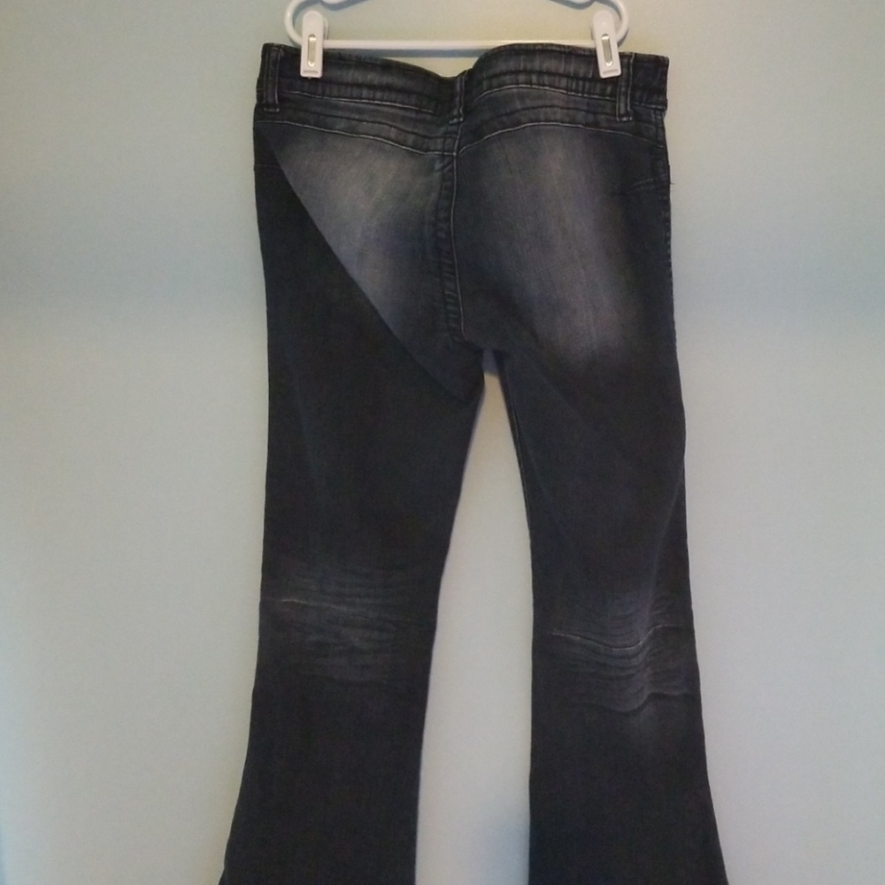 Jeans - Picture 2 of 4